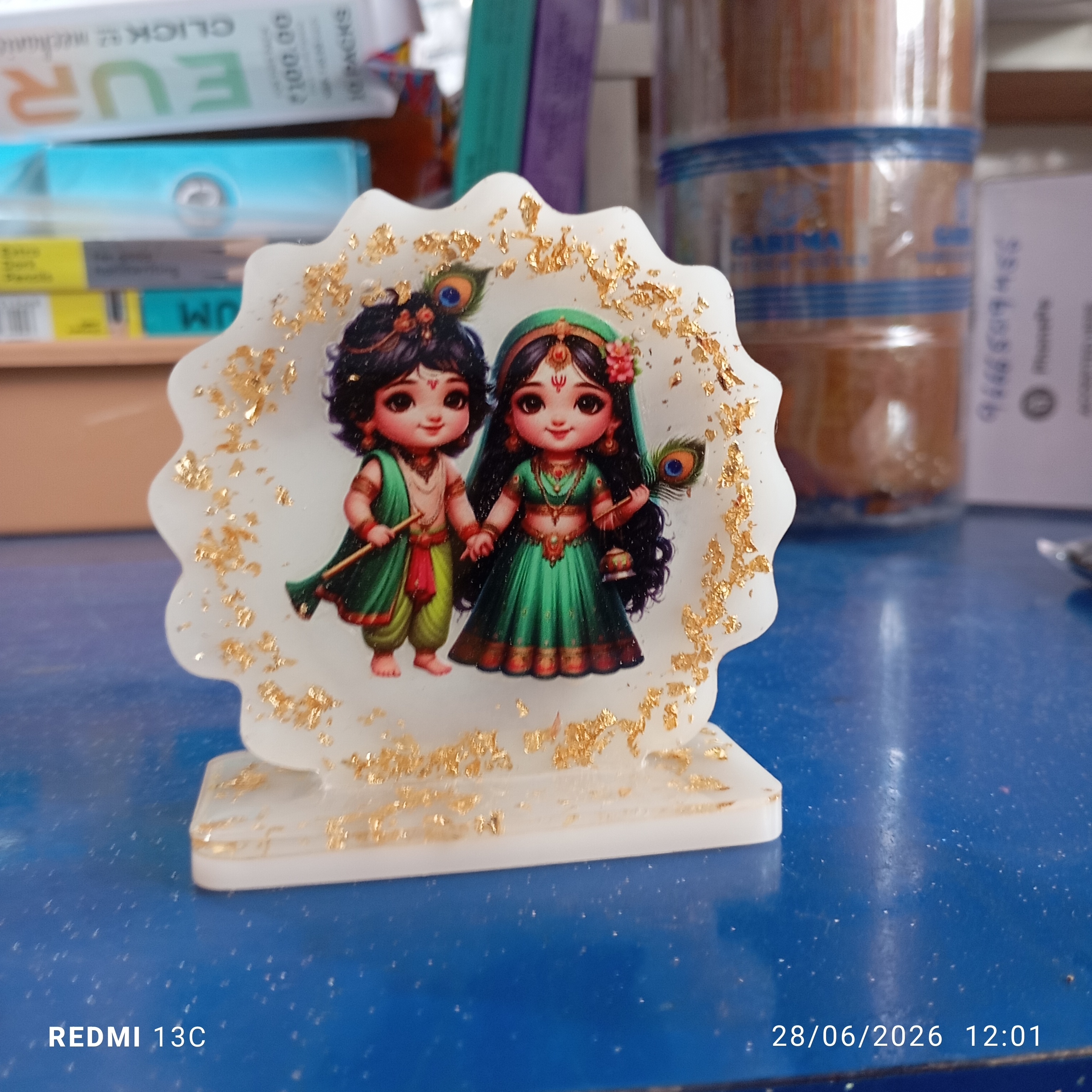 Radha Krishna display gifts